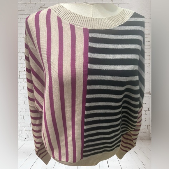Faith & Zoe Batwing Sweater XL NWT | Striped + Super Soft Stretchy Comfort 🧶 - Picture 4 of 6